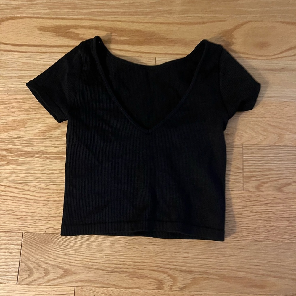 V neck aeropostale top